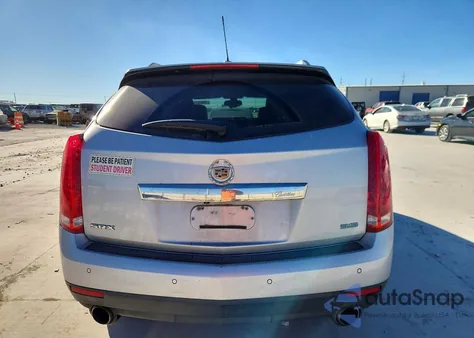 2016 Cadillac Srx Luxury Collection z USA, uszkodzony, nr VIN 3GYFNBE31GS541548